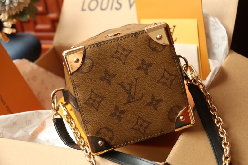 LV Bucket Bags